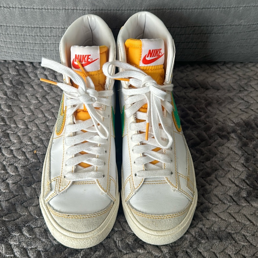 Nike Blazer Mid GS Roswell Rayguns Sneakers Size 5Y